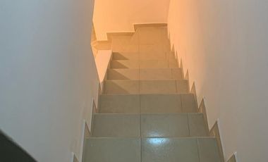 ¡Recién remodelada y Entrega Inmediata!  Solo recursos propios, no créditos