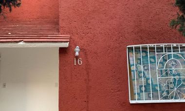 ¡Recién remodelada y Entrega Inmediata!  Solo recursos propios, no créditos