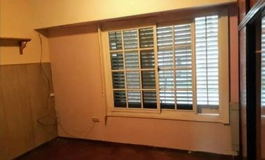 Casa en  quilmes venta oportunidad
