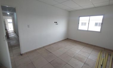 VENTA DE CASA DE 3 DORMITORIOS A ESTRENAR, FERNANDEZ ORO