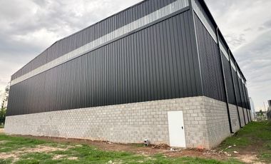 Nave Industrial en Venta/Alquiler en Parque Industrial Moreno 1