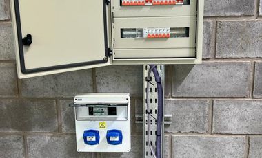 Nave Industrial en Venta/Alquiler en Parque Industrial Moreno 1