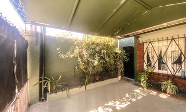 VENTA CASA 3 AMB GARAGE REMEDIOS DE ESCALADA