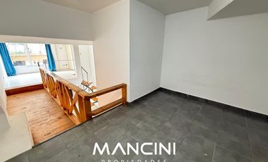 Departamento en alquiler de 3 ambientes con entrepiso - Villa Ballester