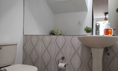 HERMOSA CASA EN ESQUINA APODACA
