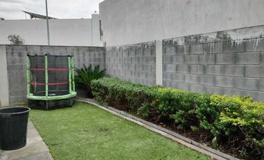 HERMOSA CASA EN ESQUINA APODACA