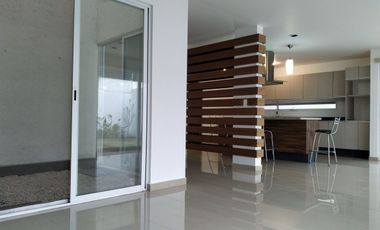 HERMOSA RESIDENCIA EN RENTA - RESIDENCIAL 
