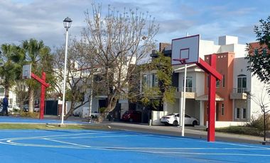 HERMOSA RESIDENCIA EN RENTA - RESIDENCIAL 