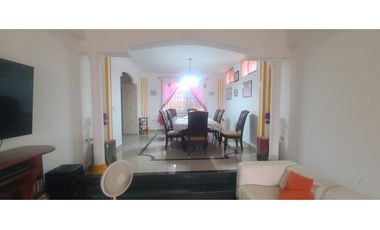 Venta de casa en urbanización Manta Beach sector sur vía San Mateo.