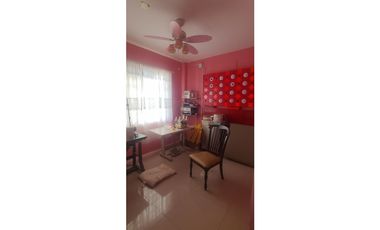 Venta de casa en urbanización Manta Beach sector sur vía San Mateo.