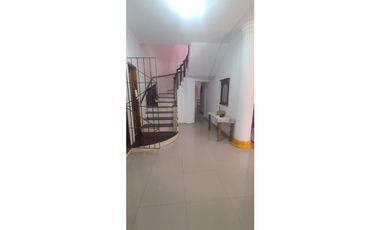 Venta de casa en urbanización Manta Beach sector sur vía San Mateo.