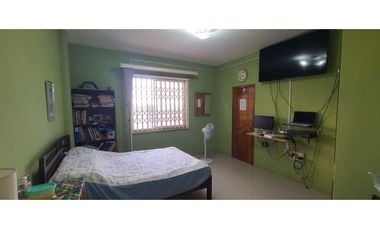 Venta de casa en urbanización Manta Beach sector sur vía San Mateo.