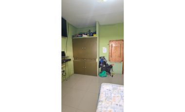Venta de casa en urbanización Manta Beach sector sur vía San Mateo.