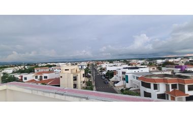 Venta de casa en urbanización Manta Beach sector sur vía San Mateo.