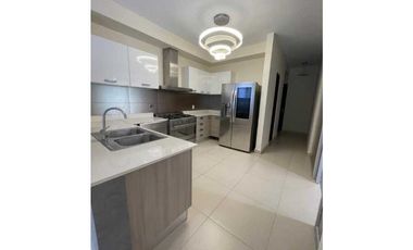 SE VENDE/ALQUILA CASA EN PANAMA PACIFICO
