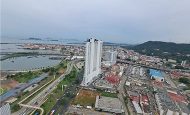 Alquilo Rooftop Balboa Office Center