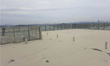 Alquilo Rooftop Balboa Office Center