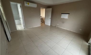 CONDADO DEL REY / CRYSTAL SPRING / 3 HABITACIONES / 250M2