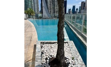 VENTA  WHITE TOWER EN AV BALBOA