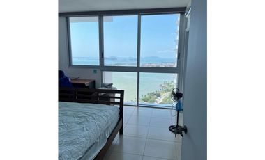 VENTA  WHITE TOWER EN AV BALBOA