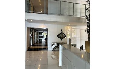 VENTA  WHITE TOWER EN AV BALBOA