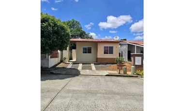 ALQUILO Y VENDO CASA EN LA CHORRERA LA ARBOLEDA LOS AVELLANOS 3R