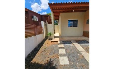 ALQUILO Y VENDO CASA EN LA CHORRERA LA ARBOLEDA LOS AVELLANOS 3R