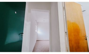 ALQUILER - CASA EN BARRIO ACOSTA - 1 DORMITORIO