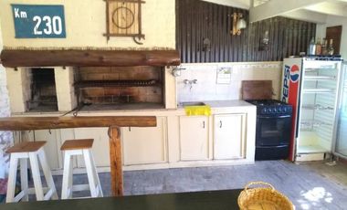 Chalet en venta en Platanos