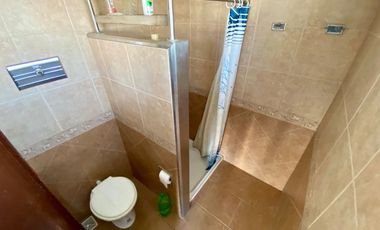 SE VENDE CASA 2 DORMITORIOS VILLA CARLOS PAZ