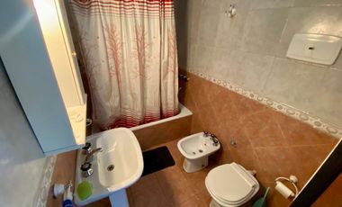 SE VENDE CASA 2 DORMITORIOS VILLA CARLOS PAZ