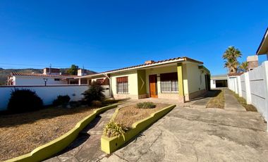 SE VENDE CASA 2 DORMITORIOS VILLA CARLOS PAZ