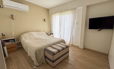 Venta casa 3 amb remodela A/CRED. 2 Lotes internos