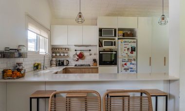 Venta casa 3 amb remodela A/CRED. 2 Lotes internos