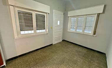 Venta PH 3 ambientes en planta baja Quilmes centro