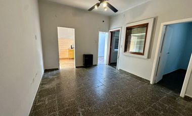 Venta PH 3 ambientes en planta baja Quilmes centro