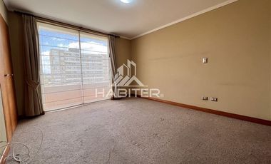 Departamento en Arriendo en Exclusivo edificio en Avda. Alemania, frente a plaza y calle tranquila