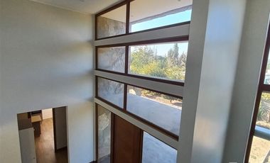 Casa en Venta en Condominio Algarobal