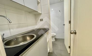 Oficina en Arriendo en Av Providencia entre Padre Mariano / Antonio Bellet