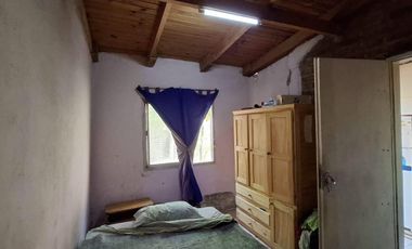 En Venta, Casa de 3 dormitorios, a reciclar,  B° Confluencia, Neuquén