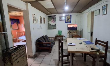 En Venta, Casa de 3 dormitorios, a reciclar,  B° Confluencia, Neuquén