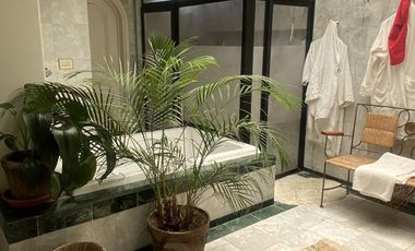 Renta casa amplia. Col. Reforma Agua Azul, Puebla