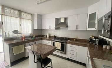Renta casa amplia. Col. Reforma Agua Azul, Puebla