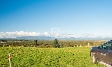 PARCELAS CON VISTA AL VALLE Y VOLCANES A 4KM DE PUERTO CHICO
