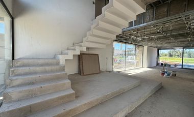 Casa en  Venta y. Alquiler en El Yacht Nordelta