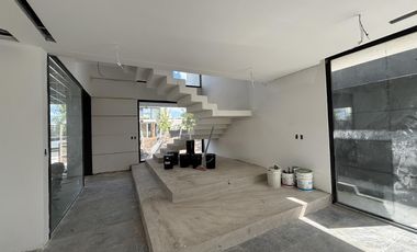 Casa en  Venta y. Alquiler en El Yacht Nordelta