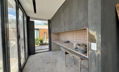 Casa en  Venta y. Alquiler en El Yacht Nordelta