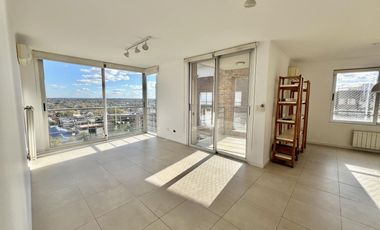 Alquiler 3 ambientes San ISISDRO. Con terraza, parrilla y VISTA AL HIPODROMO Y AL RIO