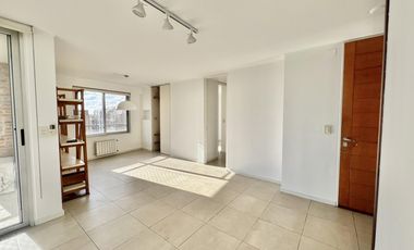 Alquiler 3 ambientes San ISISDRO. Con terraza, parrilla y VISTA AL HIPODROMO Y AL RIO