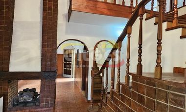 Venta Casa 4 Amb. Ramos Mejía  Fondo Libre  Apto crédito